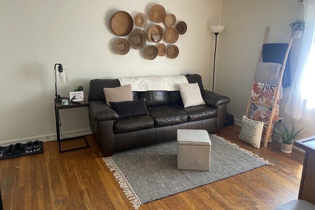 Foto del edificio - 412 Volkert Pl