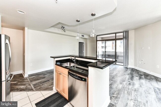 Foto del edificio - 3650 S Glebe Rd