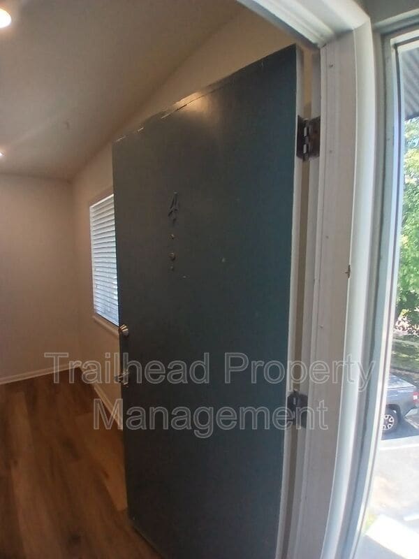 Building Photo - 7801 W 83rd St