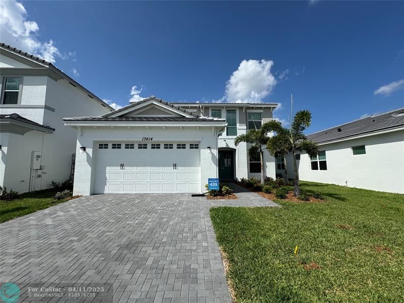 Foto principal - 13614 Spruce Pne Dr