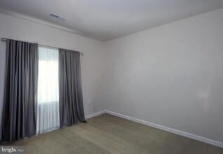 Building Photo - 612 Samantha Ct Building Photo - 612 Samantha Ct