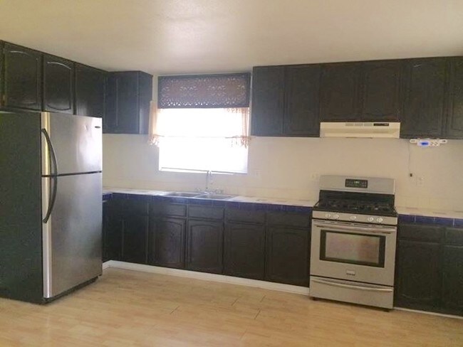Foto del edificio - 605 E Oak St