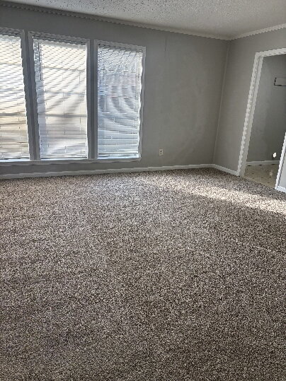 Building Photo - "3-Bedroom Home on Breckenwood Drive"
