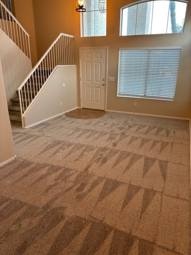 Building Photo - 4 bedroom home in Tempe