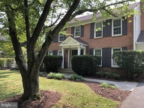 Building Photo - 991 Farm Haven Dr