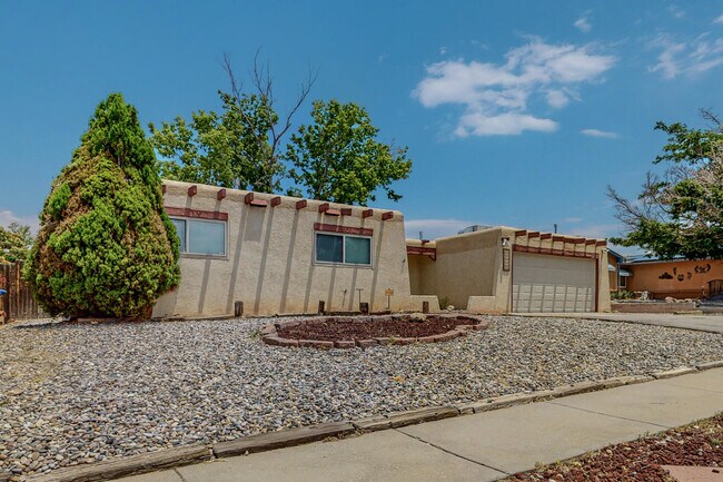 Building Photo - 7309 Coulson Dr NE
