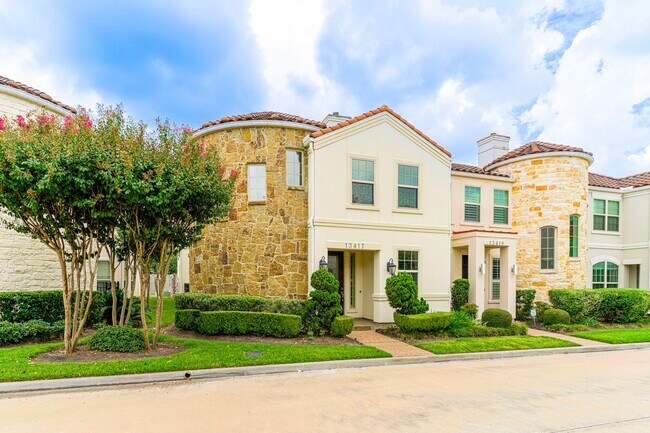 Foto del edificio - 13417 Preston Cliff Ct