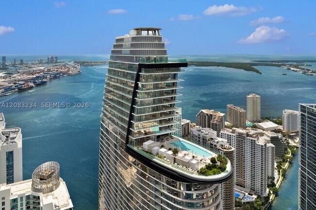 Foto del edificio - 300 Biscayne Blvd