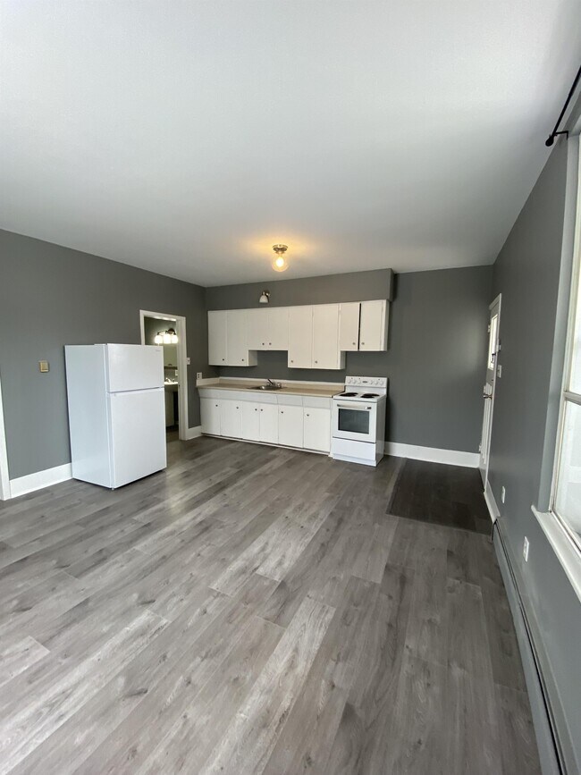 Building Photo - 42 Cunard St