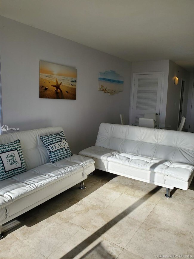 Building Photo - 6917  Collins Ave  920 Miami Beach FL 33141