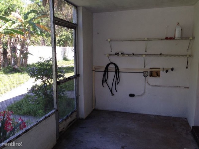 Building Photo - 2 br, 2 bath Apartment - 740 E Pearl
