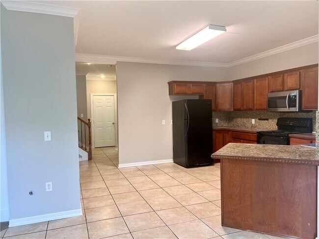 Foto del edificio - 564 S Pierremont Dr