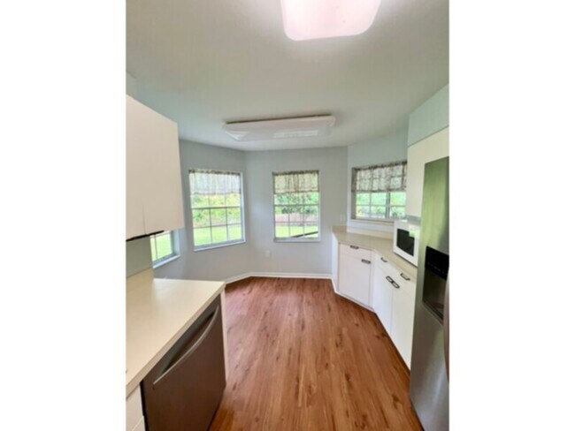 Foto del edificio - Beautiful 3 Bedroom, 2 Bath Home in Sanfor...