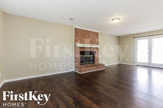 Building Photo - 3734 Oakmoor Circle East