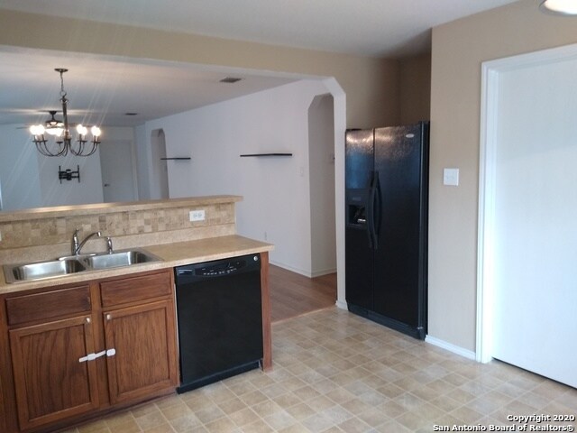 Building Photo - 5902 Trent Ranch