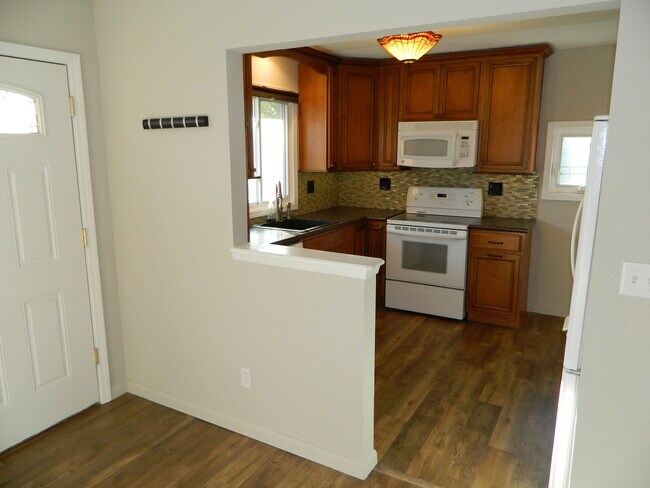 Foto del edificio - 2402 SE 17th St