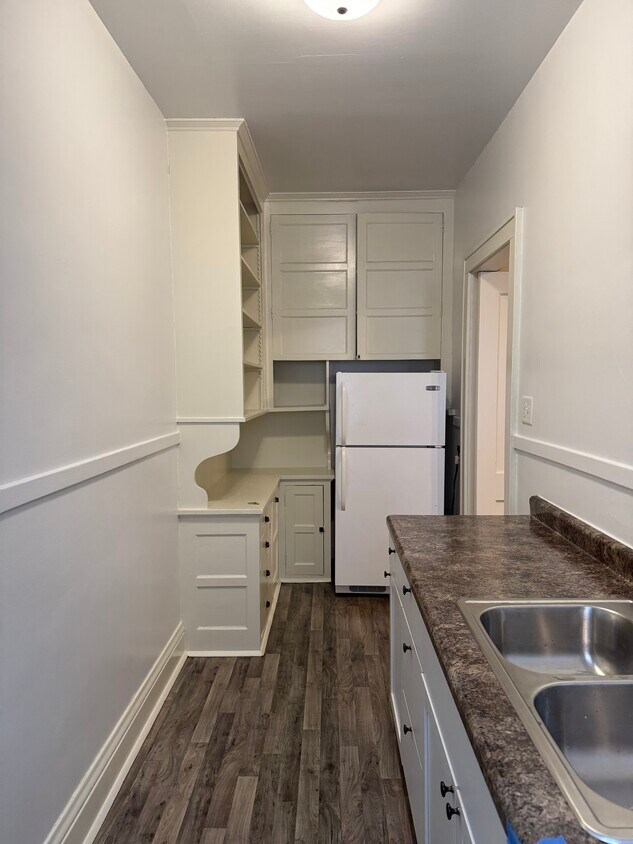 Cocina - 1786 Hennepin Ave S