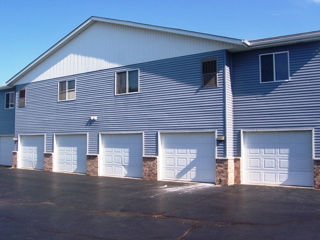 Building Photo - 307 Meadowview Ct