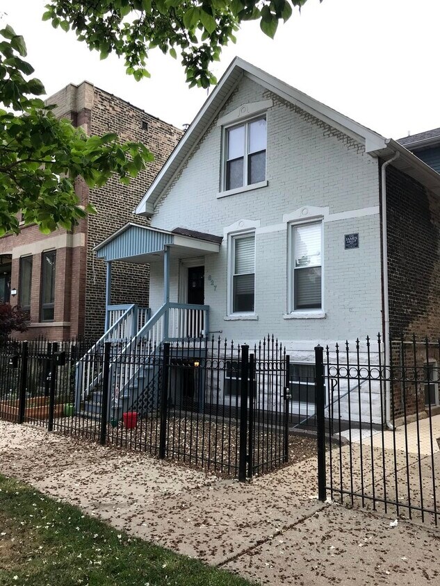 Foto principal - 827 N Francisco Ave