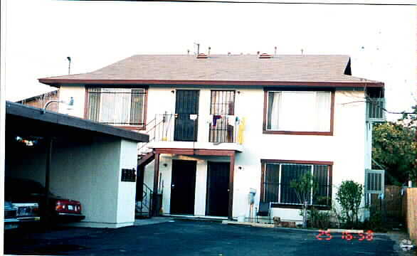 Building Photo - 156 E King St