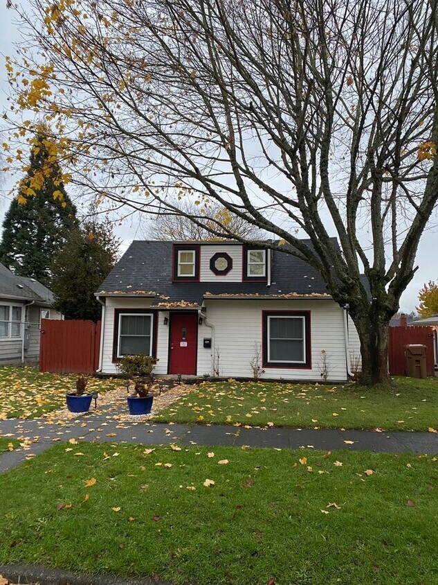 Wonderful Updated 3 Bedroom In House Rental in WA