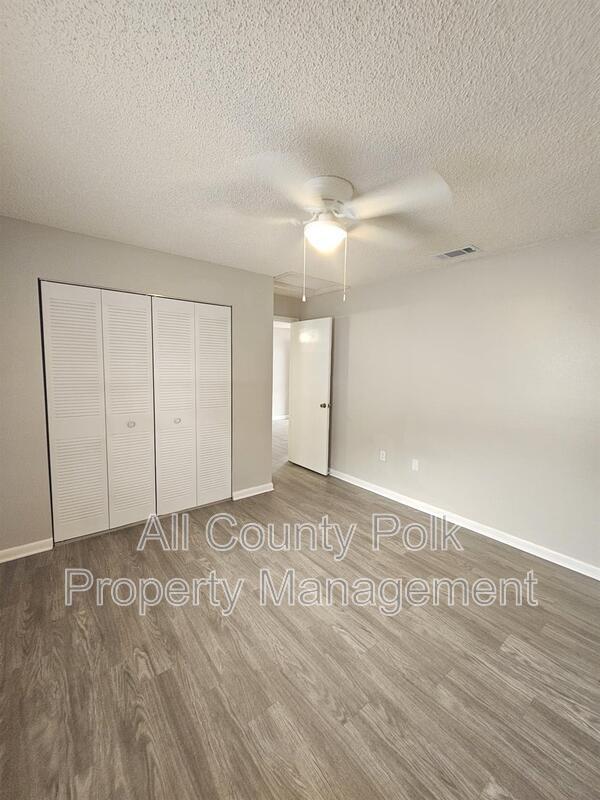 Foto del edificio - 455 Buck Moore Rd