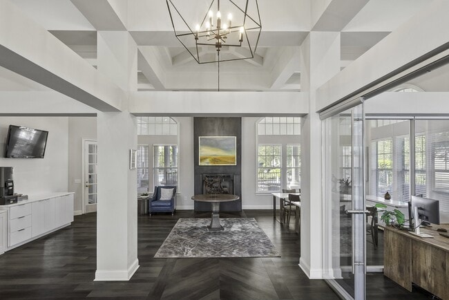 Foto del edificio - Courtney Station Apartments