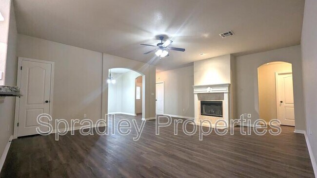 Building Photo - 4608 Lowes Dr