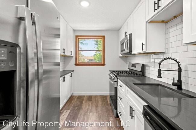 Building Photo - 3 br, 1 bath House - 3815 Louisa Street