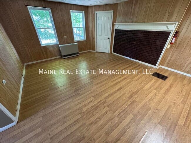 Building Photo - 101 Main Rd