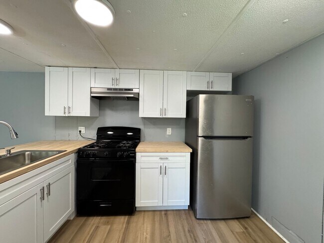 Building Photo - 3 Bedroom / 2 Bath Single-Wide Home – Live Oak, FL