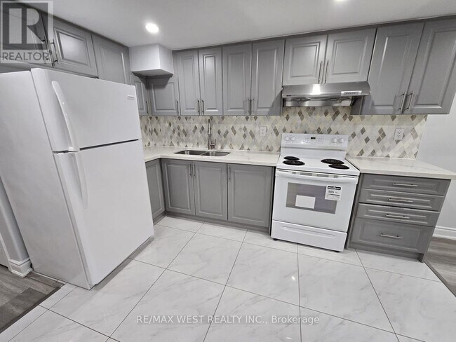 Building Photo - 32 Langwith Ct
