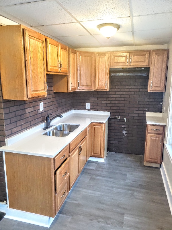 Building Photo - 511 Elm St