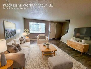 Building Photo - 1624 S Cascade Ave