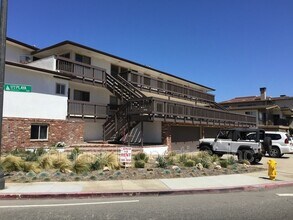 Building Photo - 1806 Esplanade