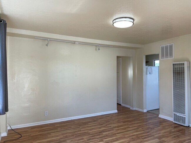 Building Photo - Available Soon! Two Bedroom with Bonus Roo...