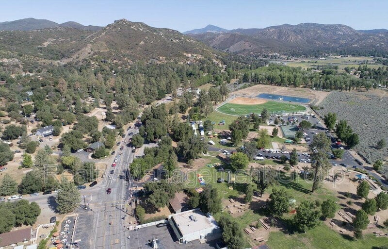 Foto del edificio - 28857 Old Hwy 80