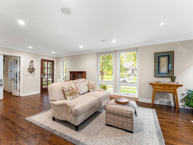 Photo - 345 S Race St House