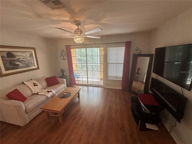 Foto del edificio - 8809 White Sage Loop