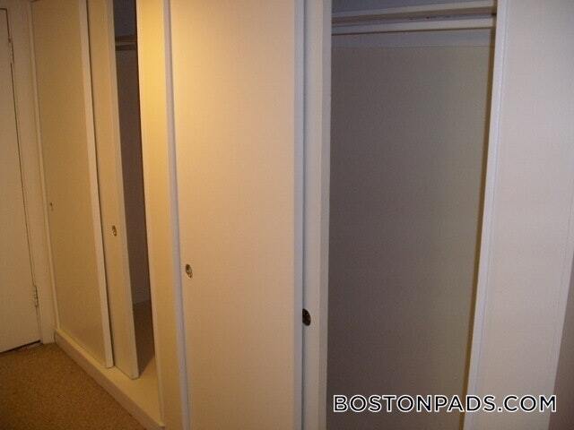 Building Photo - 62 Boylston St