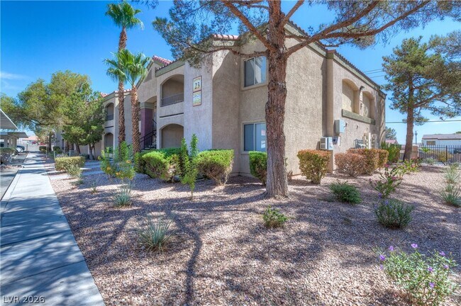 Foto del edificio - 7885 W Flamingo Rd
