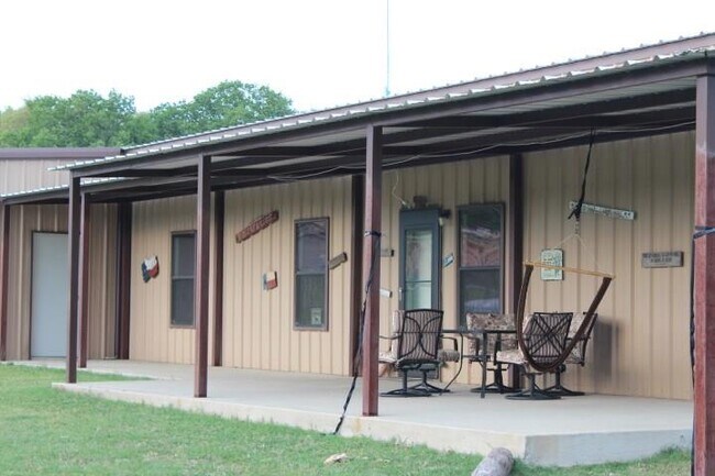 Building Photo - 1051 Wright Ln