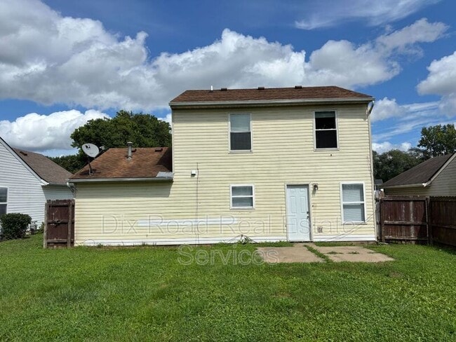 Building Photo - 307 Park Dr