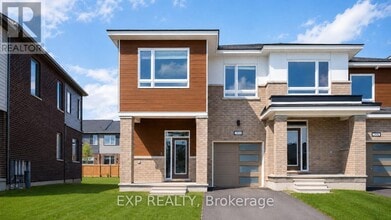 Building Photo - 210 Ormiston Cres