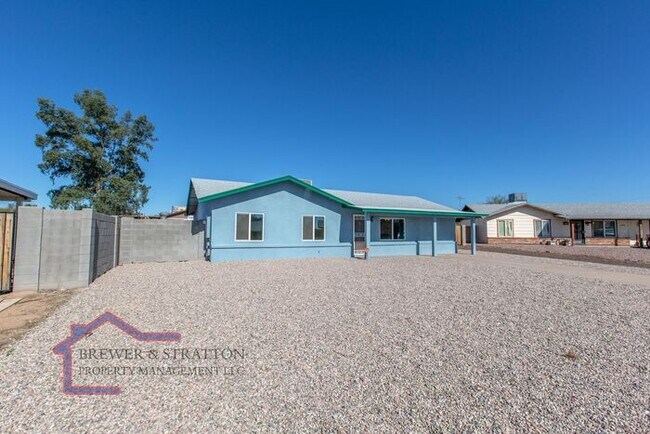 Building Photo - 9530 E Casper Cir