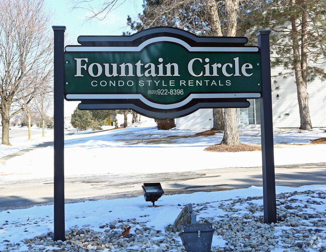 Building Photo - Fountain Circle