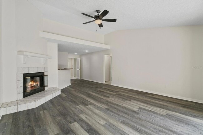Building Photo - 3612 Biscayne Dr