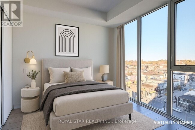 Building Photo - 39 Mary St