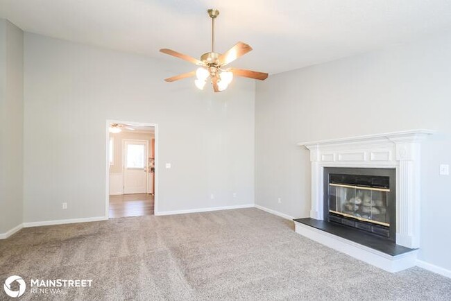 Foto del edificio - 226 Creek Meadow Dr, Lexington, NC 27295