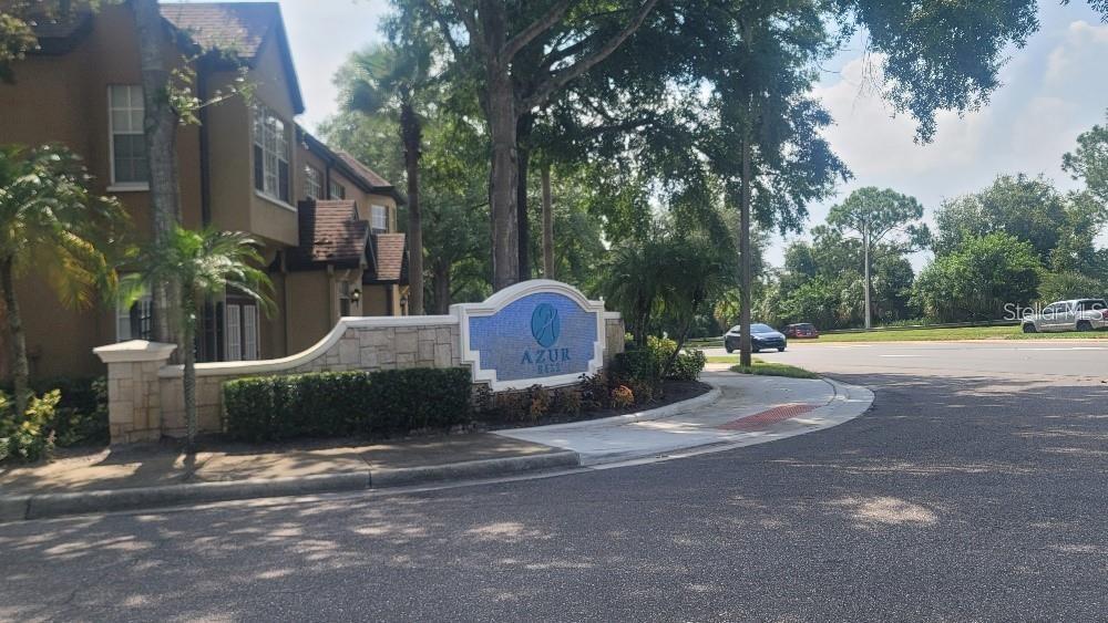 Foto principal - 6300 Raleigh St